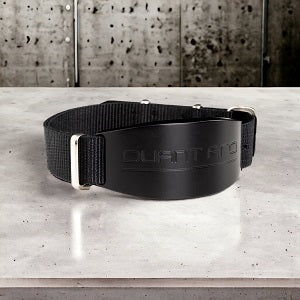 YANOLI  QUANT ARQ Black (Quantenarmband)